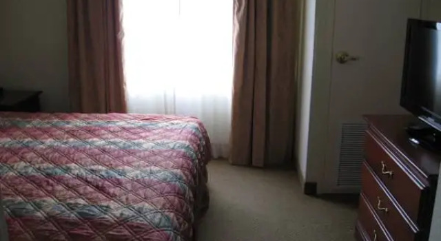 Люкс c 1 комнатой Econo Lodge Inn & Suites Marianna South