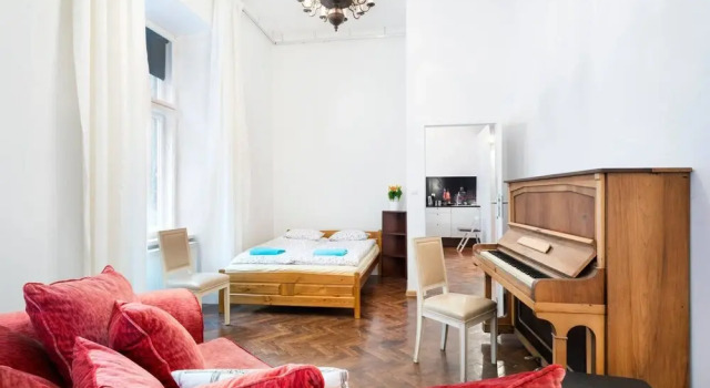 Apartments Studencka Street, Next to Planty Park, Забронировать Апартаменты/квартира Апартаменты Кракова, рядом с Church of the Holy Apostles Peter and Paul, Апартаменты/квартира