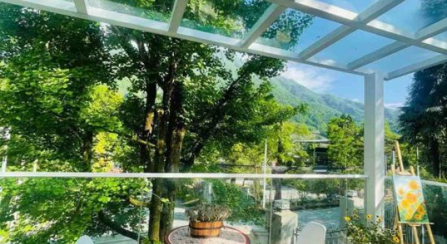 Yingying's yard, Boek Hotel Hotels in Chengdu met parkeren, Parkeren