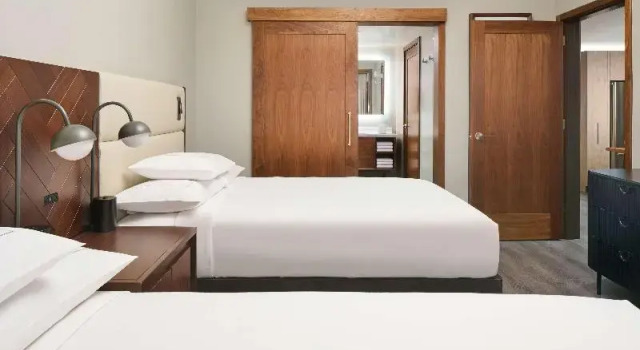 Шестиместный номер Standard с балконом Hilton Grand Vacations Club Maui Bay Villas
