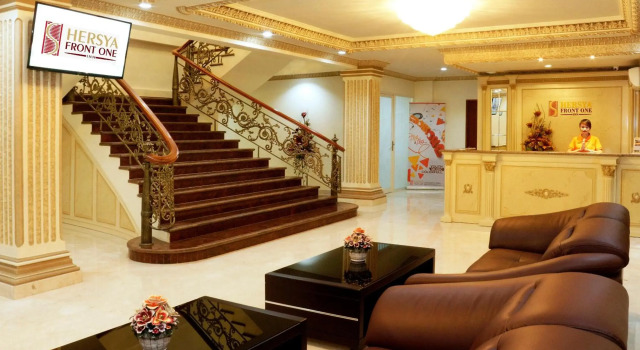 Hersya Boutique Hotel Surabaya, Azana Hotels Collection, Book Boutique 3-Star Hotels in Gayungan, 3*
