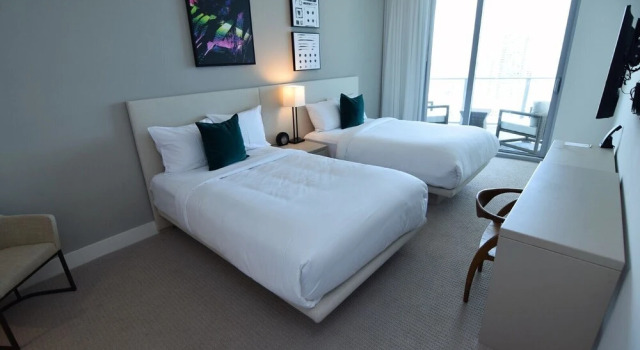 Hyde-1508 / Incredible Ocean View, 2 Bed 2 Bath, Book Hotel Hallandale Beach 