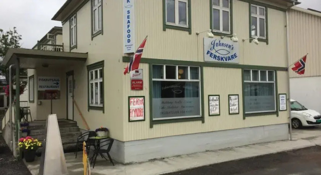 Leknes Home, Book Lejlighed Hoteller i Leknes med parkering, Parkering