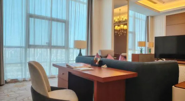 Люкс Executive Tongnan Konglead Hotel