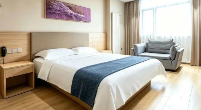 Люкс Yijia 365 Chain Hotel (Shijiazhuang Canal Bridge Railway University Yitang Metro Station Branch)