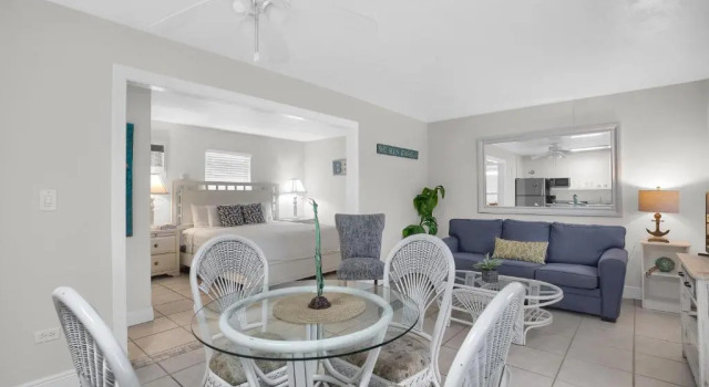 Atlantic Bay Resort, Book Ferieresort Hoteller i Florida Keys med pool, Swimmingpool