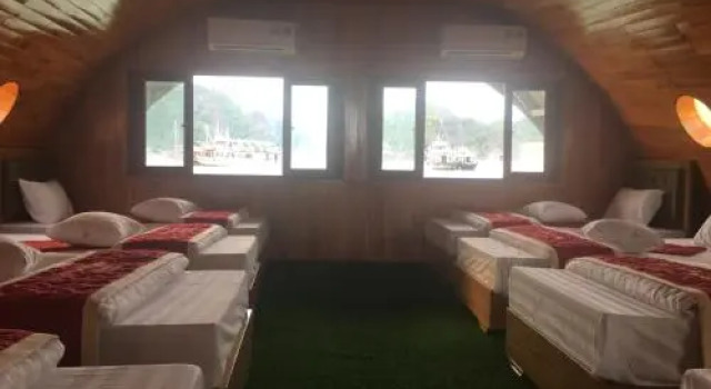 Cat Ba Local Cruise, Забронировать Отель Катба 