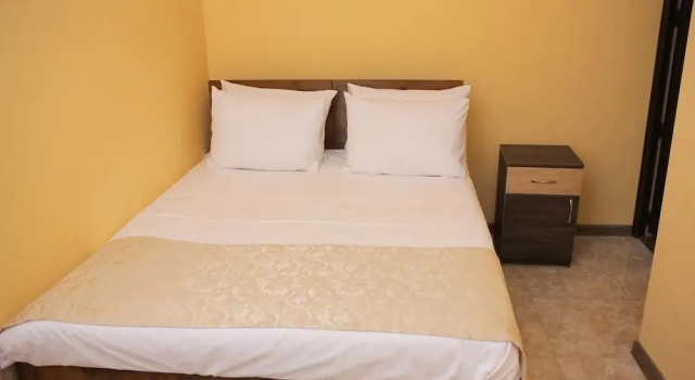 Economy Doppel Zimmer Red Hotel Yerevan Center