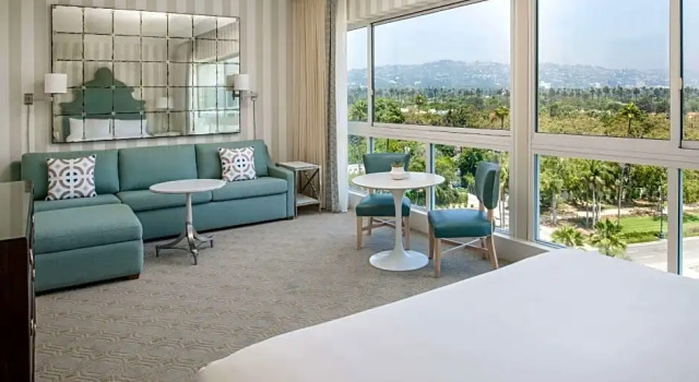 Двухместный люкс Signature c 1 комнатой The Beverly Hilton