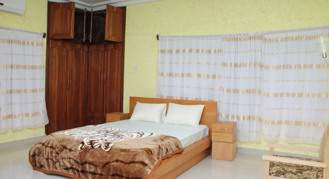 Big Apple D.E Hotel