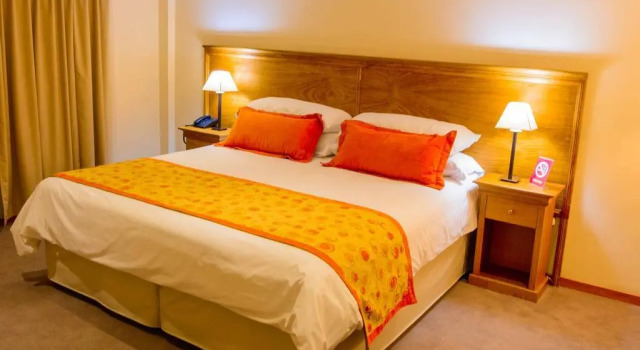 Hotel Urbano, Забронировать Отель Отели Santiago del Estero Province с парковкой, Парковка