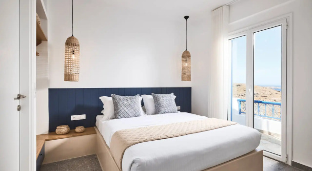 Tramontana Suites, Book Hotel Hotels in Kythnos with Breakfast, Breakfasts
