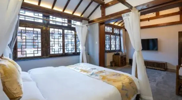 Полулюкс Fanni Private Hot Spring Courtyard (Badaling Great Wall)