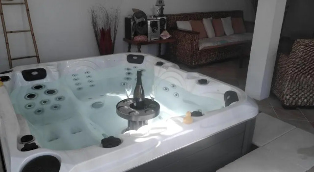 Номер Standard L'eden naturiste