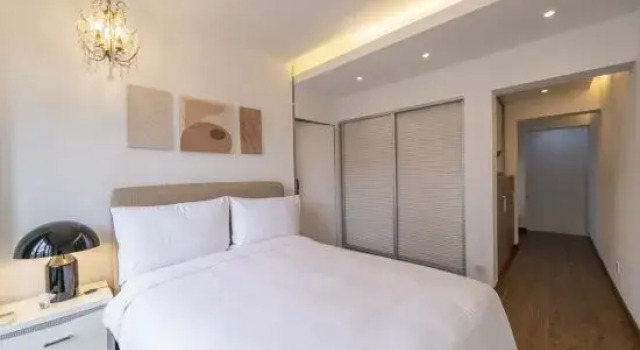 Люкс Дуплекс c 1 комнатой High-End Serviced Residence (Shanghai Gubei Road Golden City Road Branch)