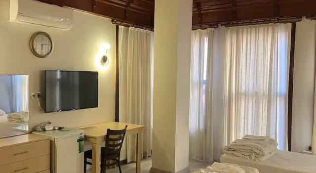 Трёхместный номер Standard Adil Konak Hotel