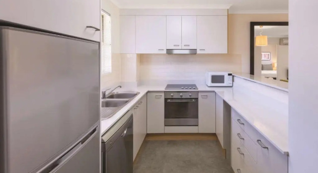 Апартаменты с 2 комнатами Adina Serviced Apartments Canberra Kingston
