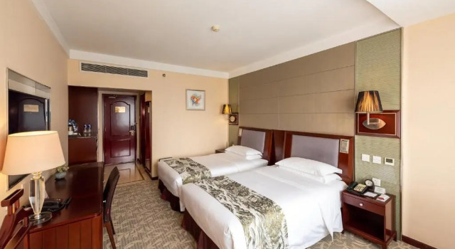 Yun-Zen Century Hotel
