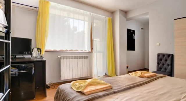 Четырёхместный номер Standard с балконом Guest House Slunchev Cviat