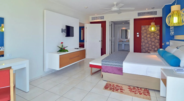 Люкс с 2 комнатами Grand Aston Cayo Las Brujas Beach Resort & Spa
