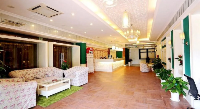 Yazhi Business Hotel, Book Hotel Hotels in Jiangning with Parking, Parking