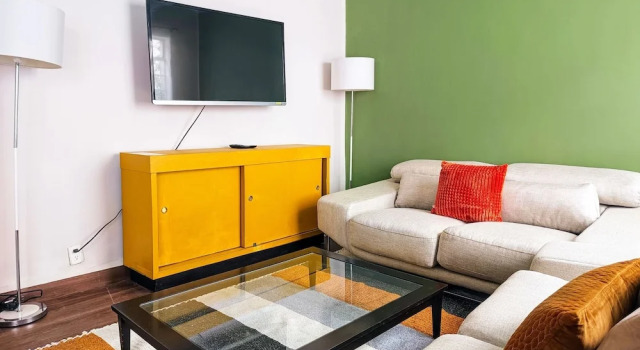 Апартаменты Deluxe Renovated Aparment Avenida Amsterdam