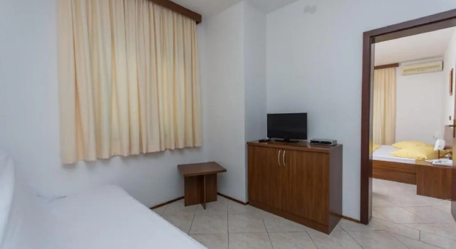 Четырёхместный номер Standard с балконом Hotel Vagabundo