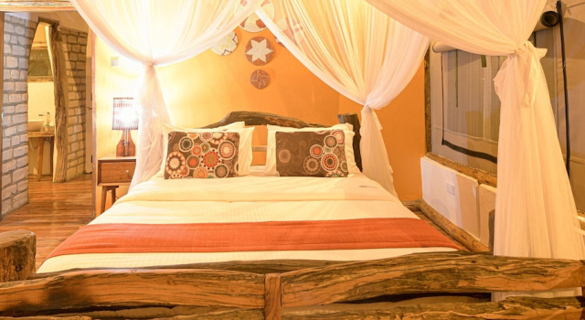 Aardvark Safari Lodge, Book Hotel Western Uganda National Parks Western Uganda