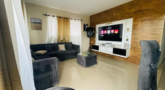 Коттедж Condo 3 Bd Apt, Internet,2 Parqueo,lavadora,ac