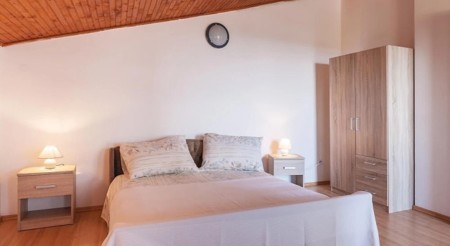 Stunning Home in Pula With Wifi and 1 Bedrooms, Забронировать Отель Отели Винкуран 3 звезды, 3*