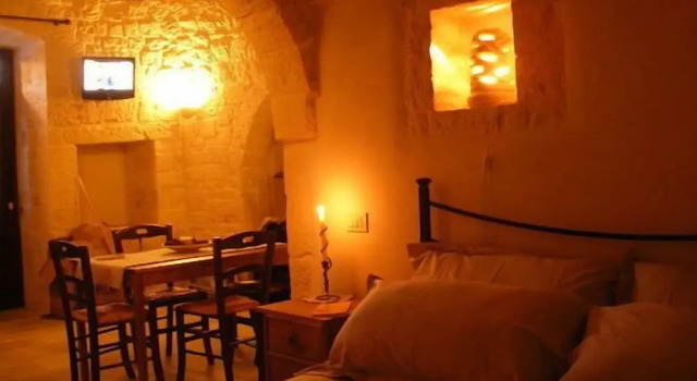 Люкс с балконом Trulli Resort Monte Pasubio Trulli bbalberobellocom