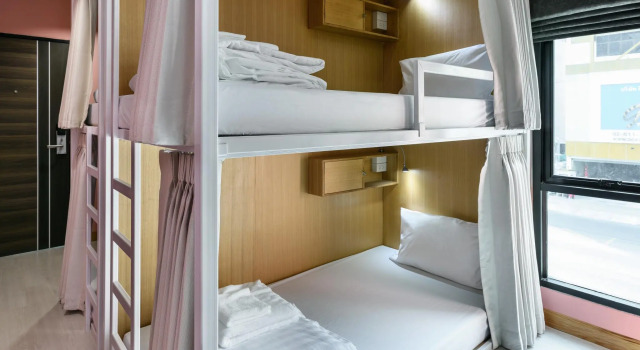 Кровать в общем номере (женский номер) Travelier Hostel