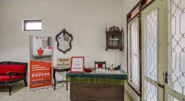 RedDoorz Hostel near Alun Alun Selatan Jogja, Book Hostel / Vandrerhjem Hostels i Kraton, Hostel / Vandrerhjem