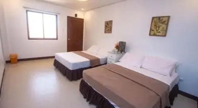 Raya Del Sol Dive Resort, Prenota Resort Hotel a Batangas Province con piscina, Piscina