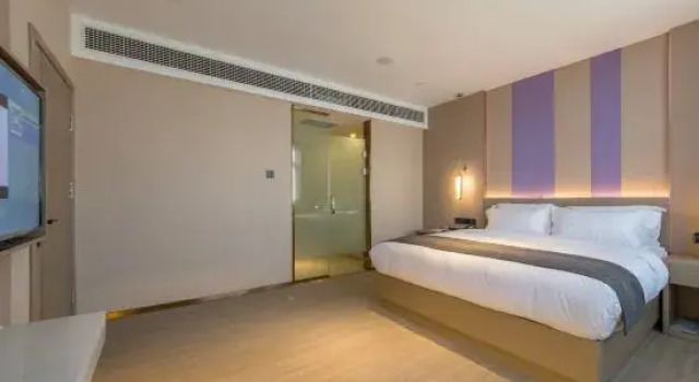 Люкс Deluxe с красивым видом из окна Lavande Hotel (Qianjiang Bus Terminal)