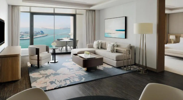 Апартаменты c 1 комнатой с видом на море InterContinental Abu Dhabi by IHG