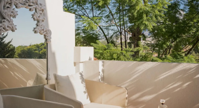 Полулюкс c 1 комнатой с видом на бассейн Molo Luxury Suites Puerto Banus