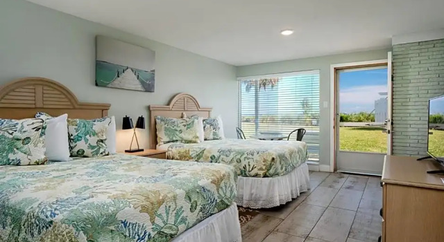 Sea Aire Motel, Varaa Motelli Hotellit Space Coast pysäköinnillä, Pysäköinti