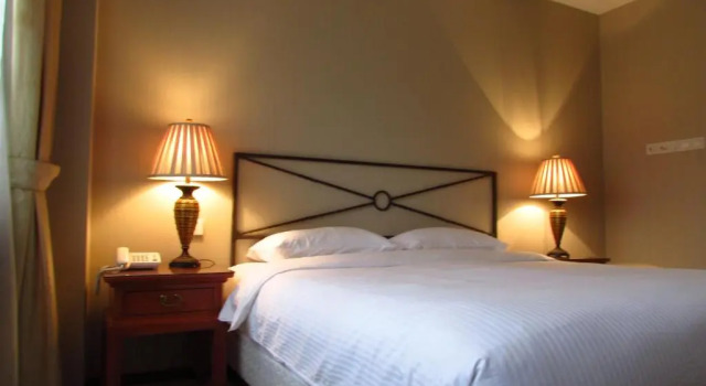 Апартаменты Deluxe Alocassia Serviced Apartments