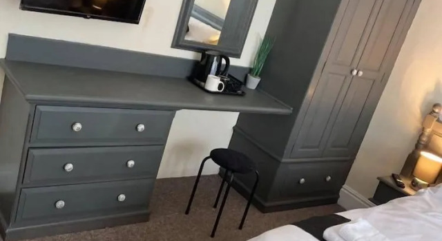 Двухместный номер Standard Burlington Hotel