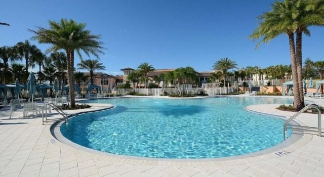 Номер Standard 5 Bedrooms Townhome w- Splashpool - 8205SA 5 Townhouse by RedAwning
