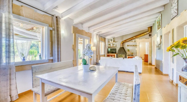 Ideal Property Mallorca - Can Caragol Font de Sa Cala, Book Hotel  