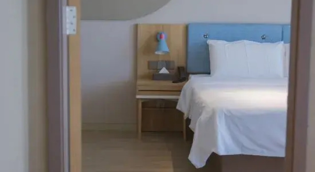 Люкс Homeinn Hotel At Guangrao Dongying king town government store
