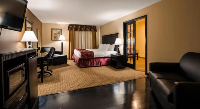 Люкс Best Western Saluki Inn