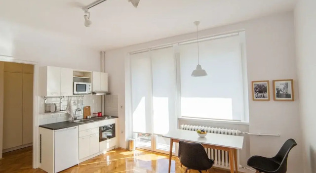 Апартаменты Basco Central Apartment Cloud