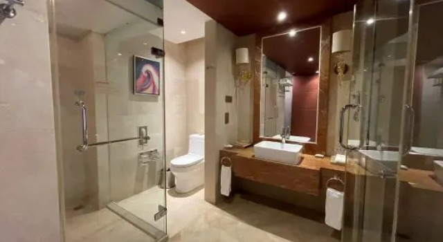 Номер Standard Babylon Hotel
