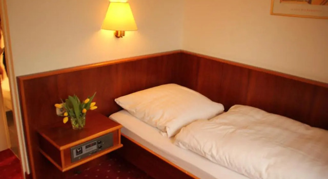 Номер Standard Hotel Mintarder Wasserbahnhof
