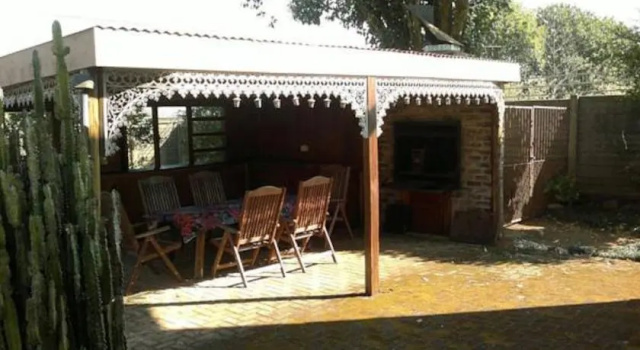 Black Umbrella Guesthouse, Забронировать Гостевой дом Граскоп Pelgrimsrus