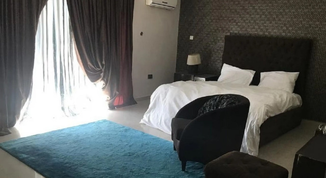 Crown Apartments Extended Stay Suites