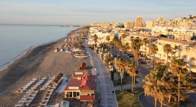 Studio Sea View Terrace, Забронировать Отель Отели Торремолинос с парковкой, рядом с Культурный центр им. Пабло Руиса Пикассо, Парковка